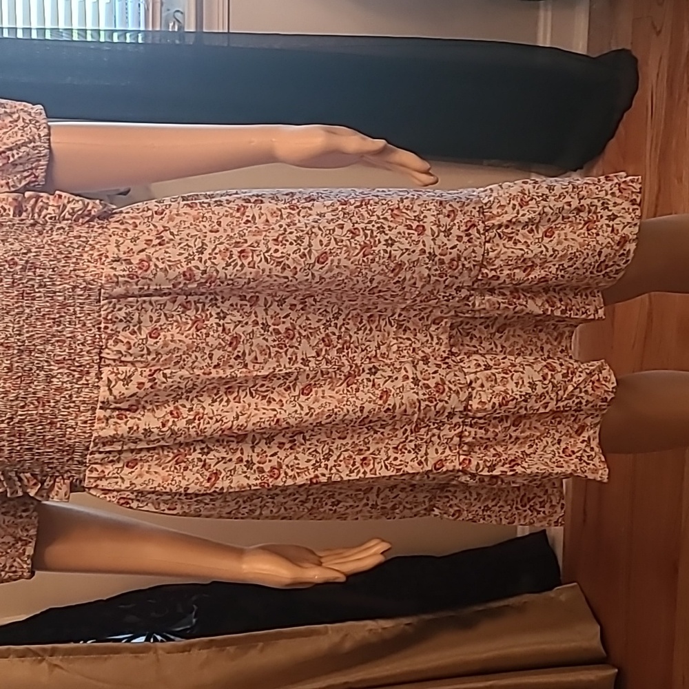 Urban Threads Dress - Picture 4 of 7